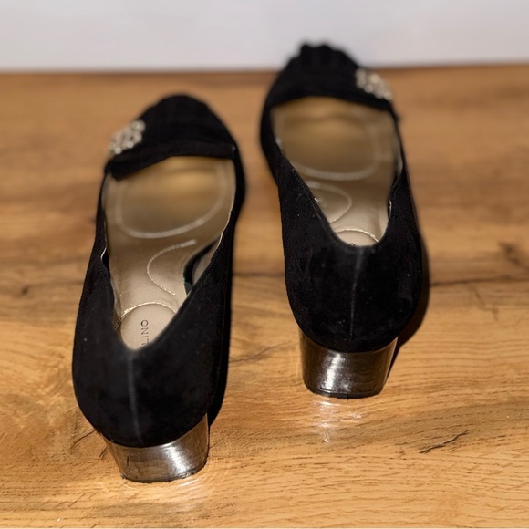 Bandolino Black Women's Shoes, Size 7, Excellent Condition - Picture 4 of 6